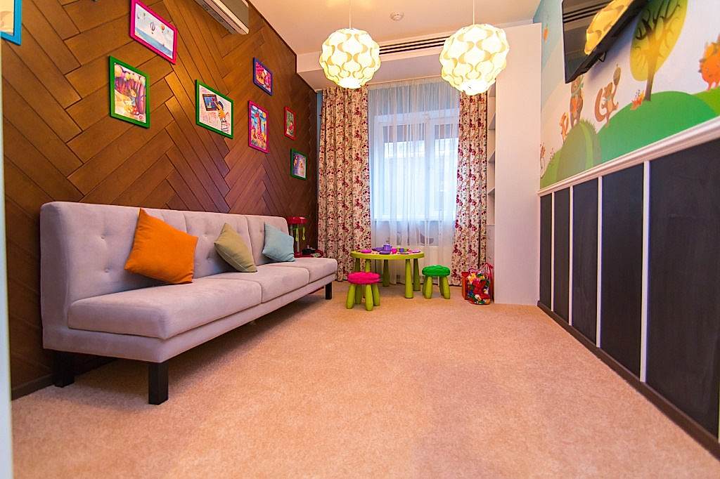 Своя компания на Ильича